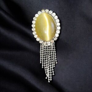 Vintage Cats Eye Tassel Silver Tone Cabochon Brooch